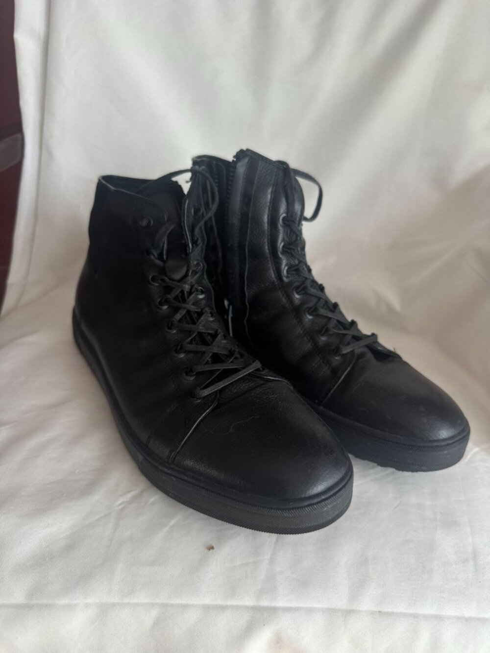 Men's Kenneth Cole New York black leather Kick Back high top sneaker 10.5